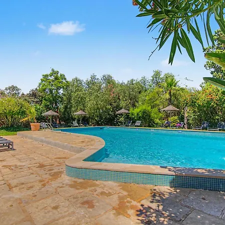 Casa Ferrobo ساو برأس دي البورتيل