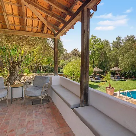 Casa Ferrobo بيت للعطل