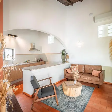 Casa Ferrobo بيت للعطل
