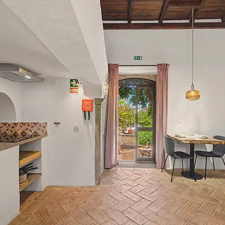 Casa Ferrobo ساو برأس دي البورتيل