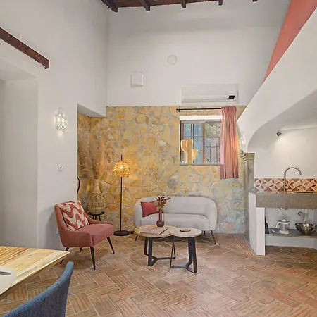 Casa Ferrobo ساو برأس دي البورتيل